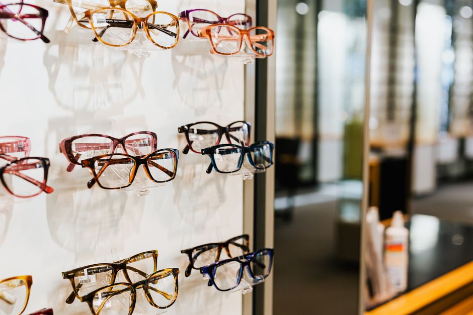 Interiér predajne Optika Vista v Žiline
